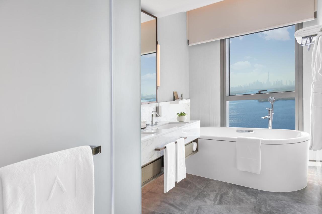 Address Creek Harbour Hotell Dubai Exteriör bild Bathroom