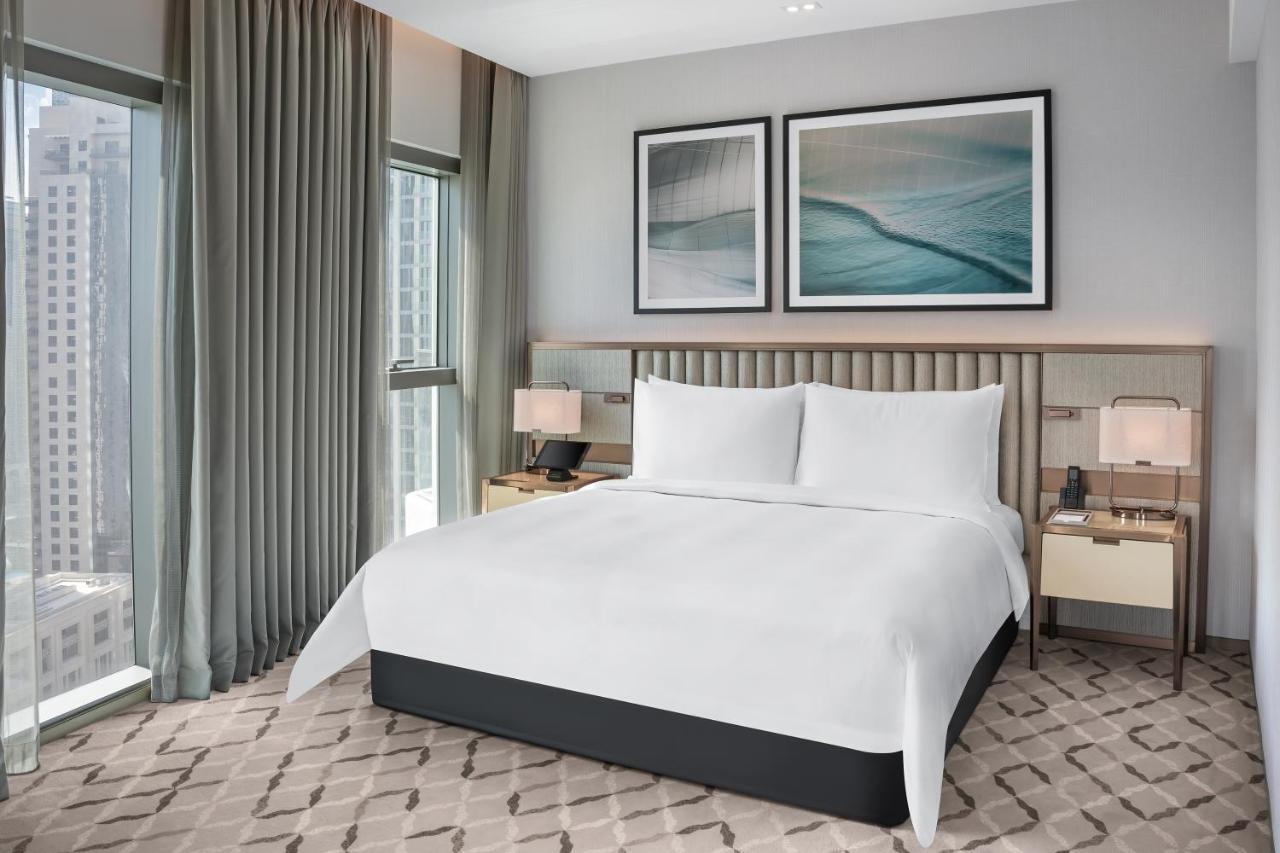 Address Creek Harbour Hotell Dubai Exteriör bild A bedroom at the hotel