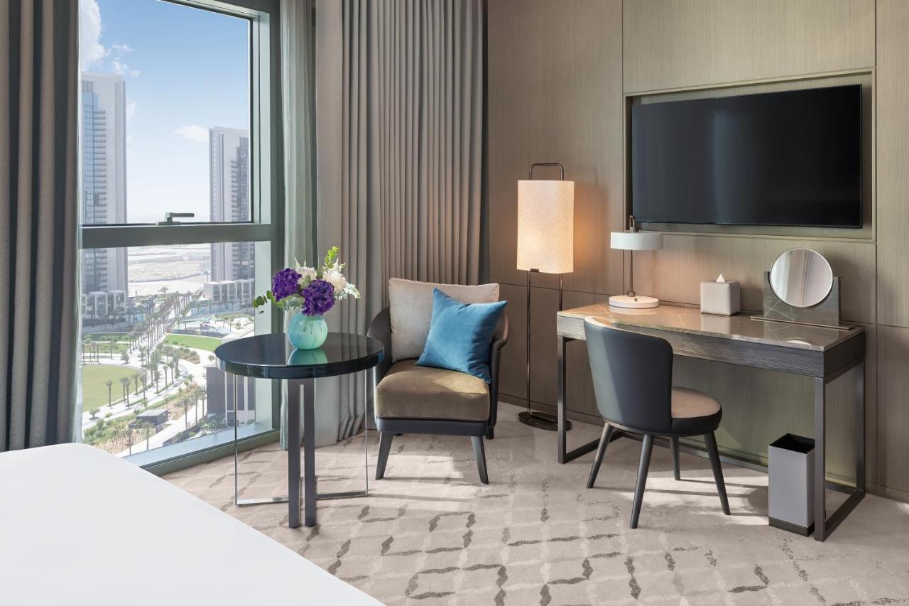 Address Creek Harbour Hotell Dubai Exteriör bild A guest room at the Westin Dubai