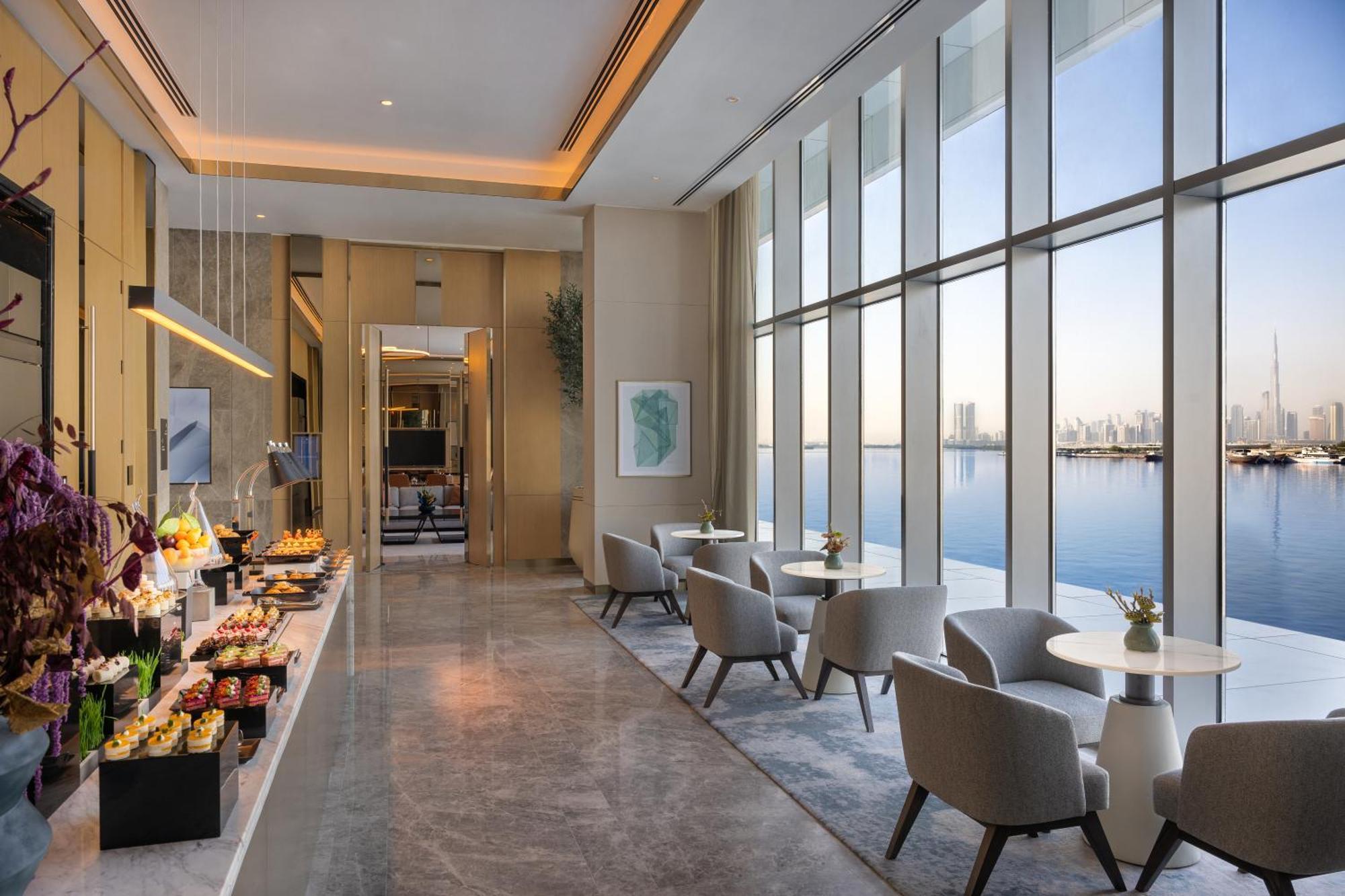 Address Creek Harbour Hotell Dubai Exteriör bild The lounge at the airport