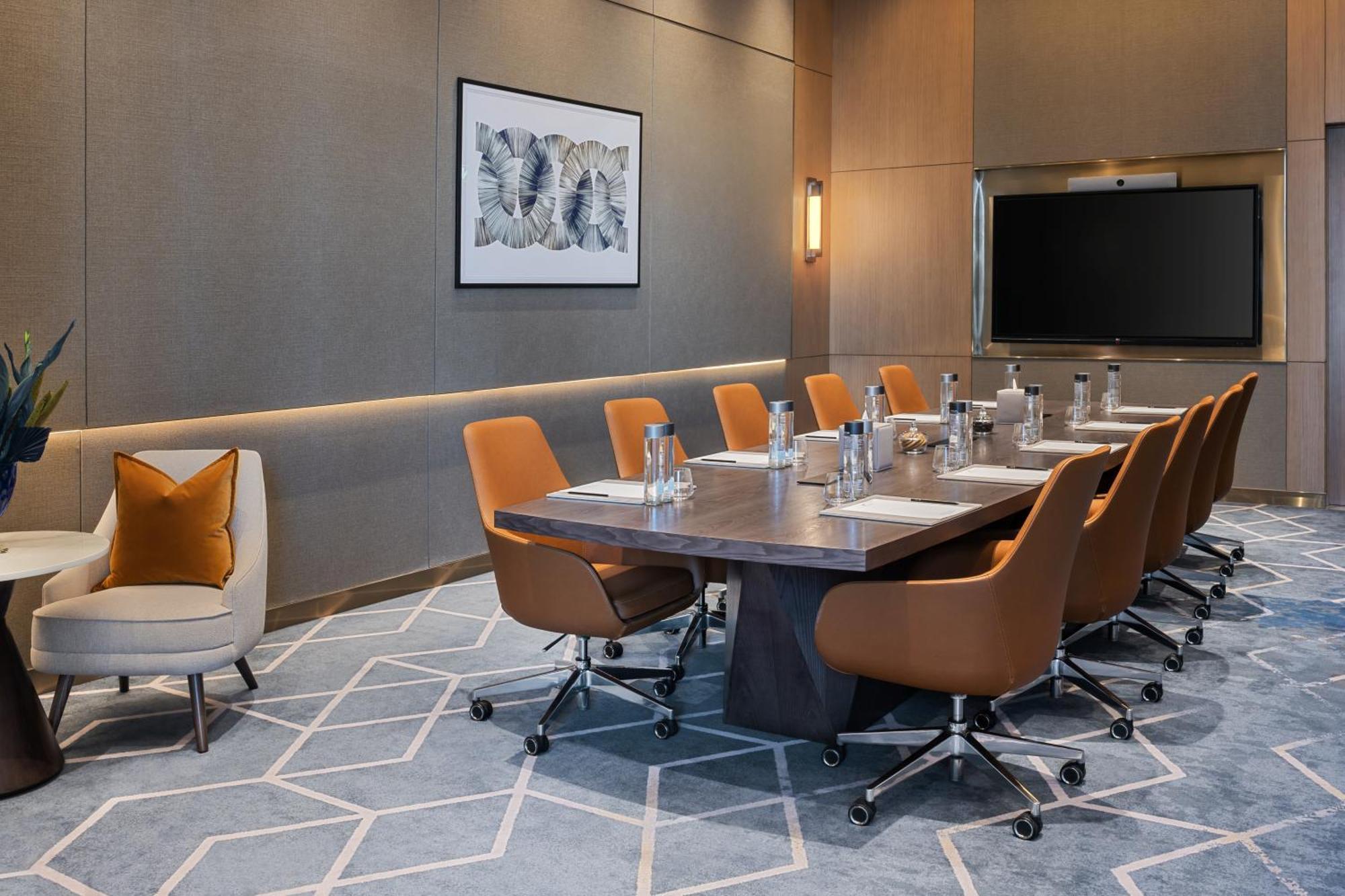 Address Creek Harbour Hotell Dubai Exteriör bild Meeting room at the Conrad London St. George Wharf